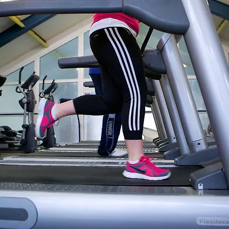 Szálloda The Park Homes & Leisure Centre 3*